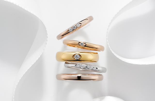 肌なじみやお好みにあわせて素材を選ぶ