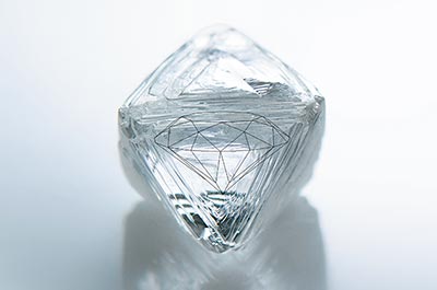 ジュエリーコーディネーターが注目する とっておきのダイヤモンドとは 結婚のきもち準備室 結婚についてのカップルのお悩み解消サイト
