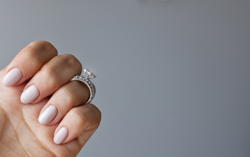 サイドビューにも注目 婚約指輪はここまでこだわって選びたい 婚約指輪 結婚指輪のi Primo アイプリモ カップルに人気の婚約指輪 結婚指輪 はi Primo アイプリモ