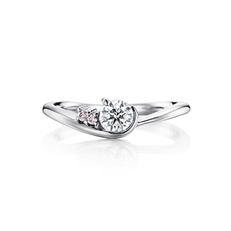 スピカ｜婚約指輪（エンゲージリング）｜カップルに人気の婚約指輪 