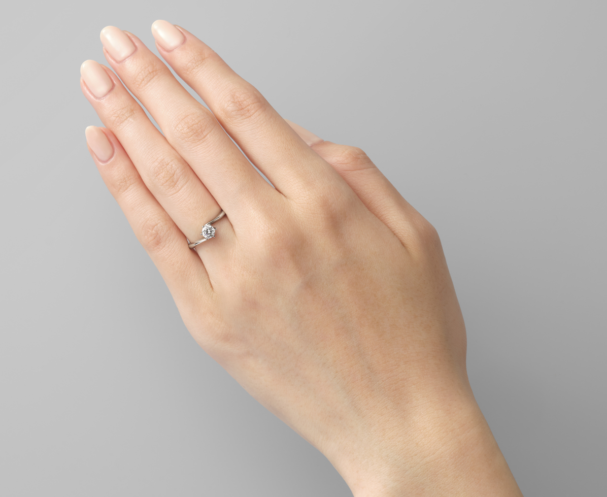 アルデラ｜婚約指輪（エンゲージリング）｜カップルに人気の婚約指輪