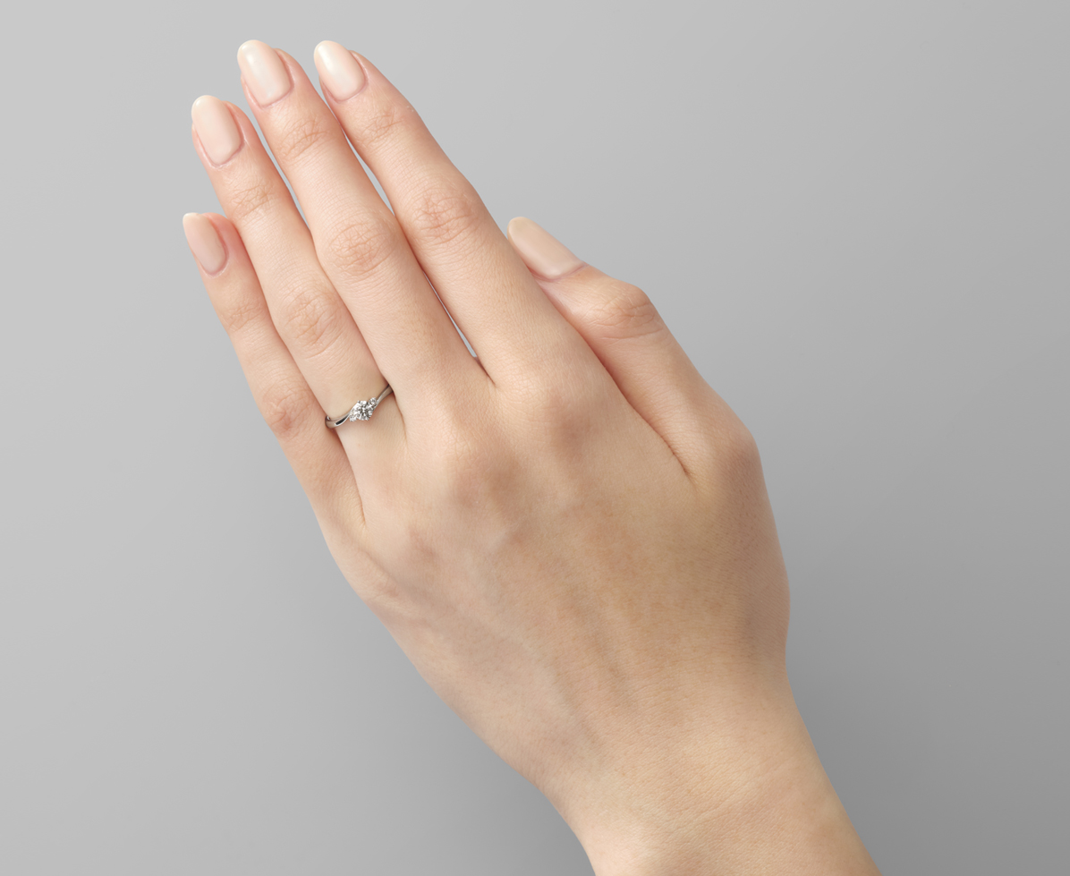 キタルファ｜婚約指輪（エンゲージリング）｜カップルに人気の婚約指輪
