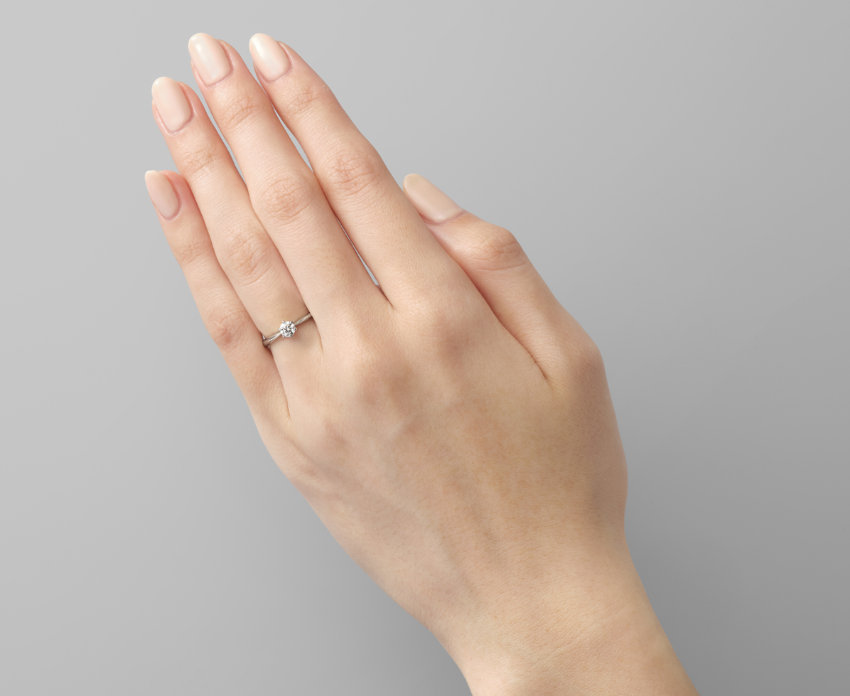 シリウス｜婚約指輪（エンゲージリング）｜カップルに人気の婚約指輪