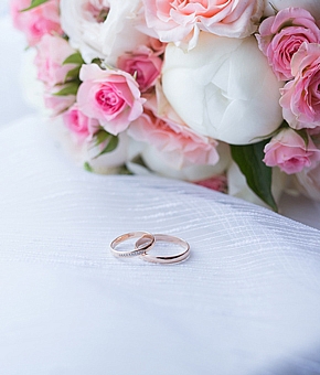遠方から結婚式に来てくれるゲストに 負担すべき費用 とは 婚約指輪 結婚指輪のi Primo アイプリモ