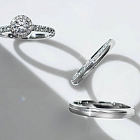 ベビーリングって誰が贈るもの 婚約指輪 結婚指輪のi Primo アイプリモ